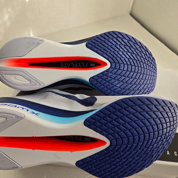 Nike VaporFly 4 Women’s Racing Sneakers – White/Blue – Size 10 - Picture 2 of 6